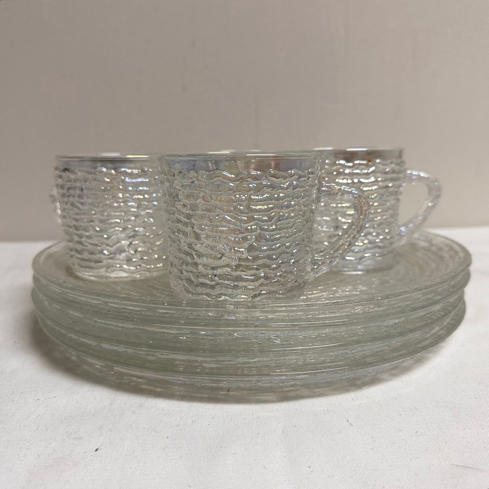 Vintage Soreno Iridescent Textured Glass Luncheon Set-8 Pieces